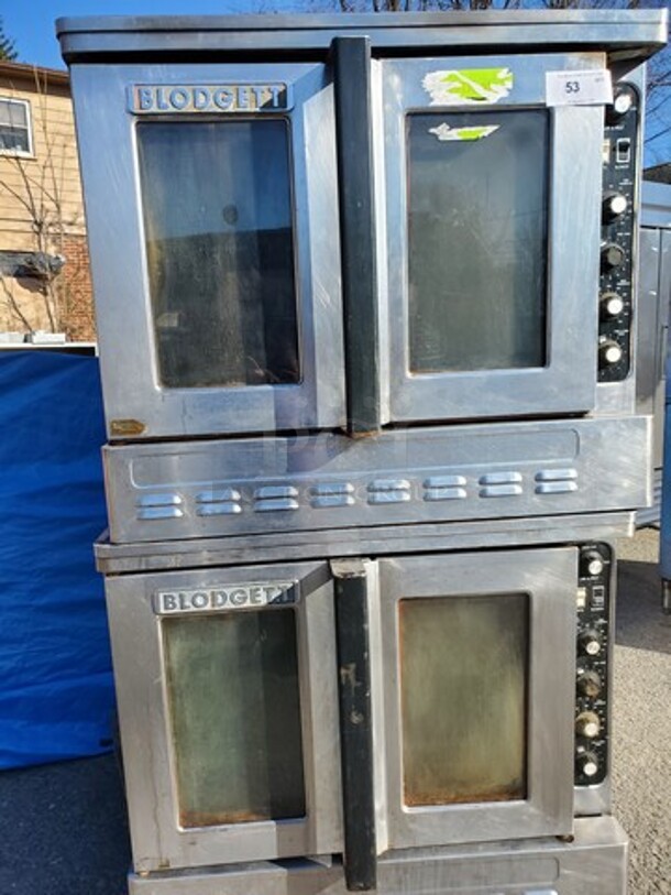 Blodgett Natural Gas Full Size Single Deck Convection Oven 38X37X32 (One broken leg) - Image 2 of 9