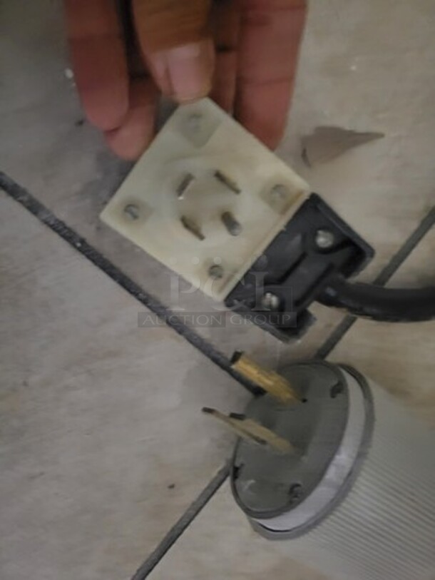 TAYLOR 339-27 Air Cooler Ice Cream Machine 208-230Volts Single Phase Good Working Condition! - Image 4 of 7