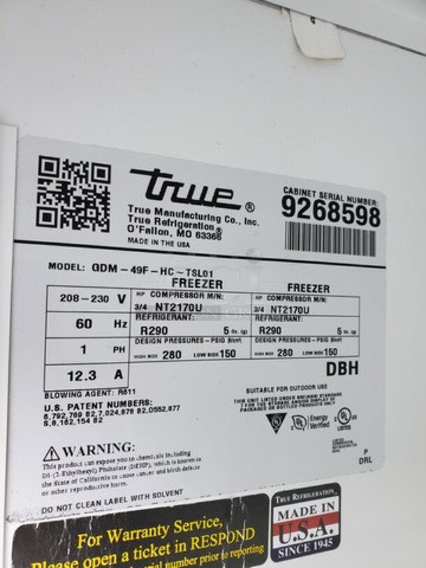 TRUE GDM-49F 2 Glass Door Freezer Merchandiser 208-230V/1PH 54WX30DX78H Tested & Working! - Image 3 of 5