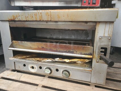 CPG 36" Natural Gas Salamander Broiler 36,000 BTU (Missing a knob) 36WX21DX22H