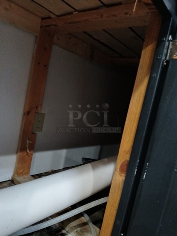 Black Built in Place Cabinet W/4 Doors. 
96"x33"x36"

**LABOR FOR REMOVAL ADDITIONAL FEE, CONTACT MISSOURI DIVISION FOR LABOR QUOTE OR ADDITIONAL QUESTIONS. - Image 4 of 5