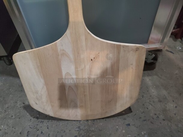 18" x 16" Wooden Pizza Peel with 25" Handle, Brand New! - Image 3 of 3