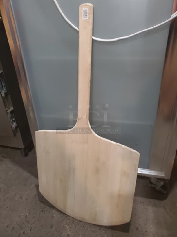18" x 18" Wooden Pizza Peel with 17" Handle, Brand New! - Image 3 of 3
