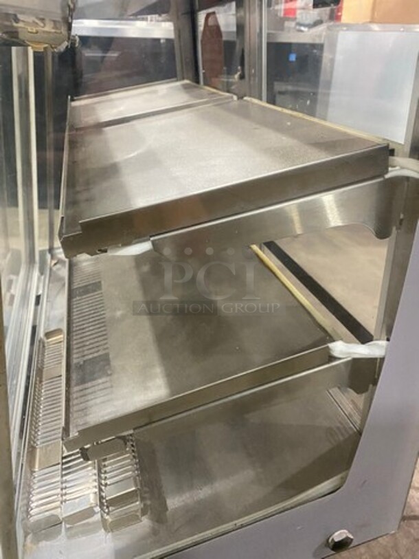 Vendo Commercial Countertop Food Warming Display Case! All Stainless Steel! Model: HFD000006 SN: 1448853 115V 60HZ 1 Phase - Image 5 of 9