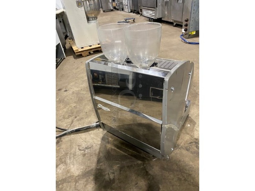 Nice! Astoria Espressso Machine All Stainless Steel!  220V 60HZ  Model Ak2AA - Image 4 of 9