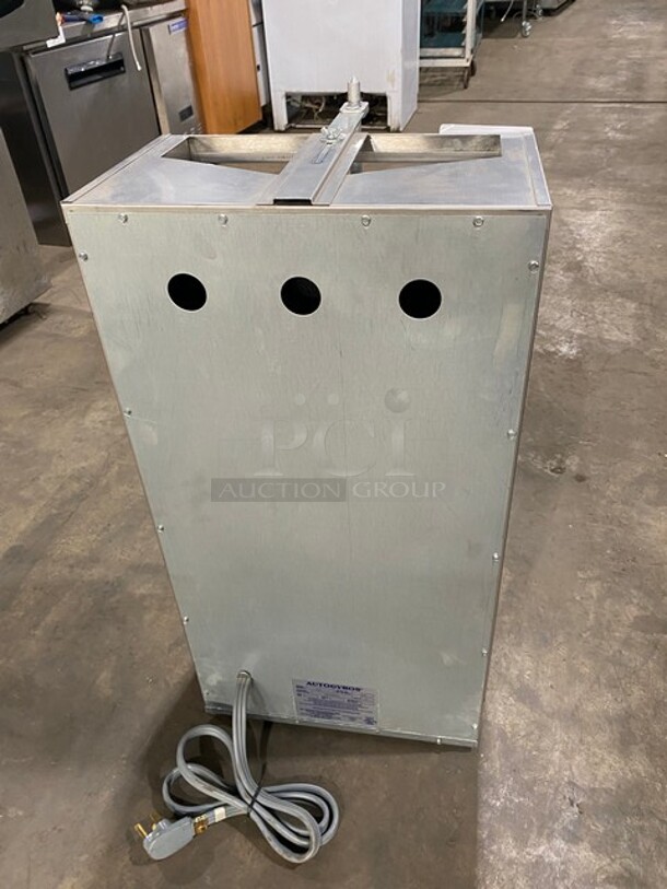 BRAND NEW! NEVER USED! Autogyros Commercial Countertop Electric Powered Vertical Broiler Gyro Machine! All Stainless Steel! Model: 4LE SN: 5530 208V 60HZ 1 Phase - Image 4 of 10