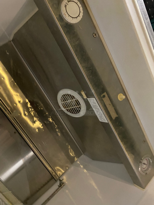 Electrolux Commercial Single Door Freezer! With Poly Coated Racks! All Stainless Steel! On Casters! Model: KCBM180FQYA SN: WB72657355 115V 60HZ - Image 7 of 9
