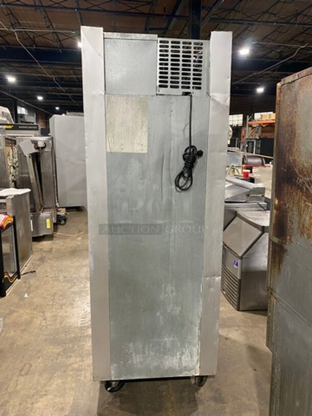 Traulsen Single Door Reach In Freezer! All Stainless Steel! On Casters! Model: G12010 SN: T62965J16 115V 60HZ 1 Phase - Image 2 of 8