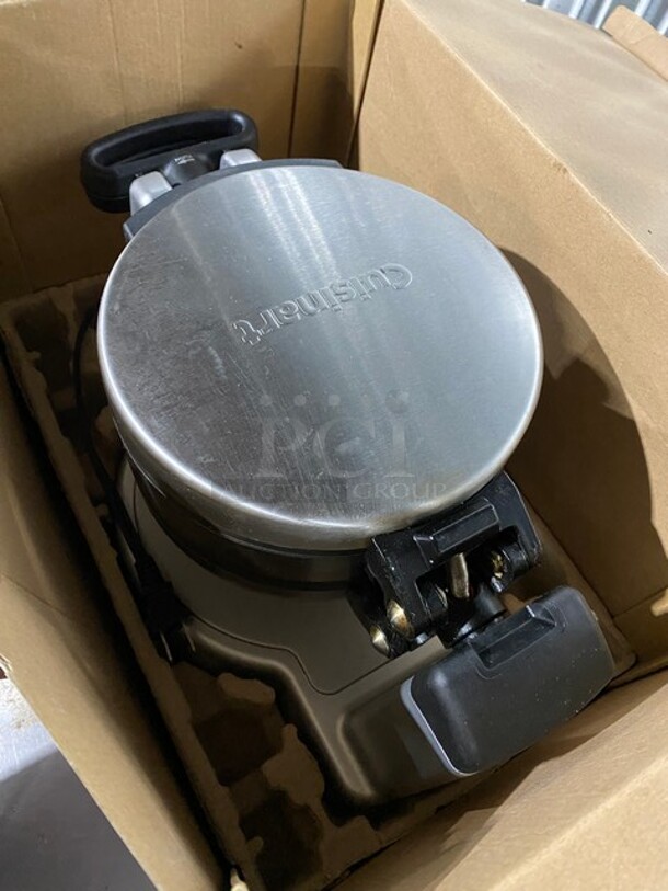 Cuisinart Double Belgian Waffle Maker! - Image 3 of 9