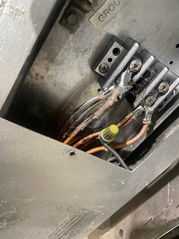 APW Wyott Commercial Countertop Flat Top Griddle! With Back And Side Splashes! All Stainless Steel! On Legs! - Image 7 of 8