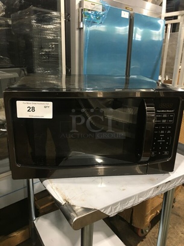 LATE MODEL! NEW!  2021 Hamilton Beach Countertop Microwave Oven! Model: P11043ALMWTB1 120V