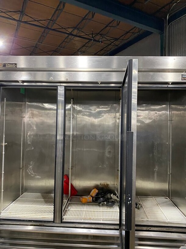 True Commercial 3 Door Reach In Cooler! With Poly Coated Racks! All Stainless Steel! Model: TS72 SN:12884807 115v - Image 9 of 12