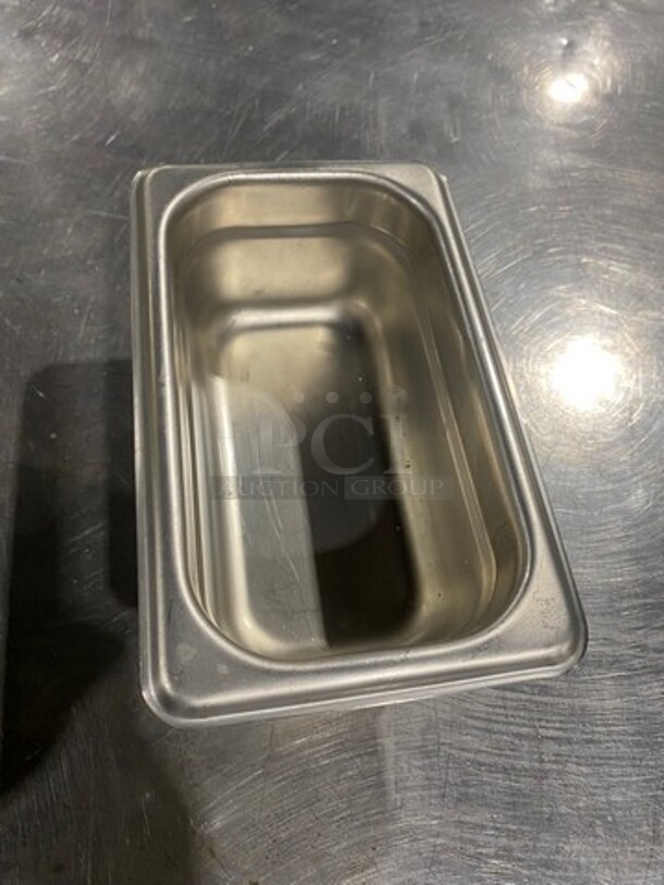 Winco Commercial Steam Table/ Prep Table Food Pans! All Stainless Steel! 7x Your Bid! - Image 2 of 5