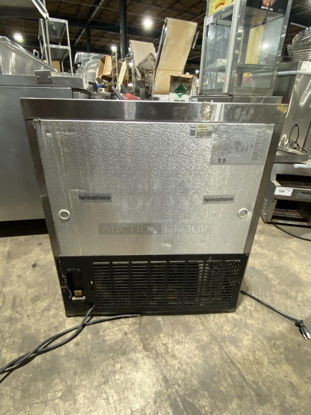 Avantco All Stainless Steel Lowboy/Worktop Cooler! MODEL:178TUC27R 115V SN:6351250114110118! Working When Removed! - Image 3 of 8