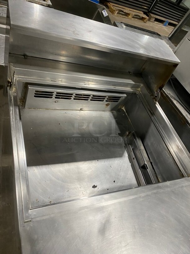 Everest Stainless Steel 1 Door Refrigerated Sandwich Prep Table On Casters! MODEL EPBR1 115V 1PH - Image 5 of 8