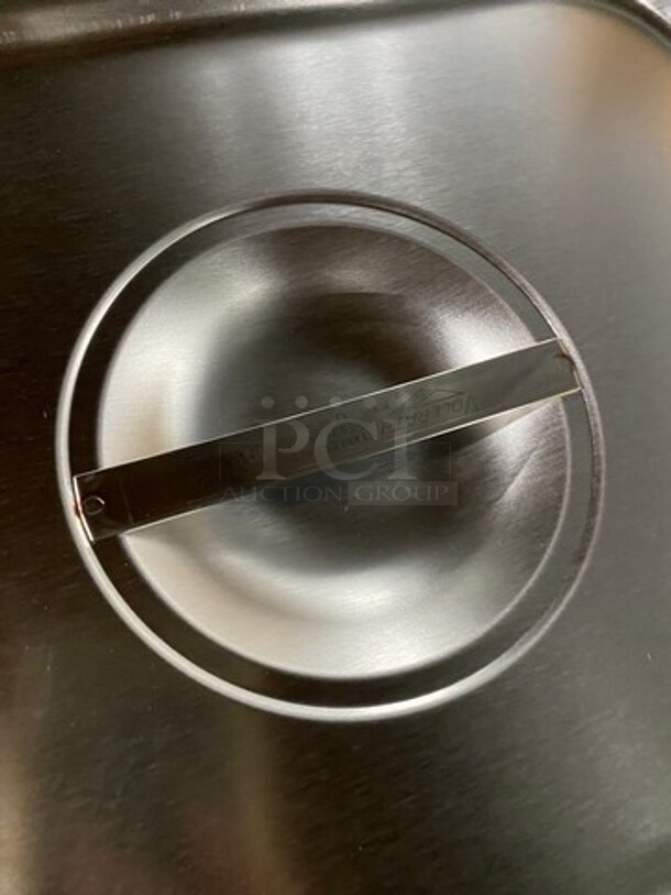 NEW! IN THE BOX! Vollrath Stainless Steel 1/2 Size Steam Table/ Prep Table Food Pan Lids! - Image 5 of 5