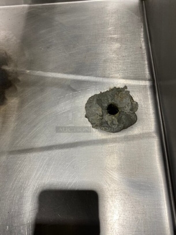 Commercial Gas Powered 4 Well Steam Table! With Storage Space Underneath! Solid Stainless Steel! On Legs! - Image 6 of 9