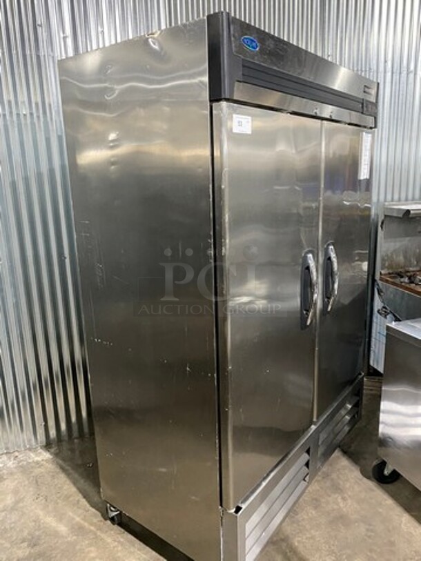 Norlake Commercial 2 Door Reach In Freezer! With Poly Coated Racks! All Stainless Steel! On Casters! AdvantEDGE Series! Model: F49S SN: 13120131 115V 1 Phase - Image 4 of 12