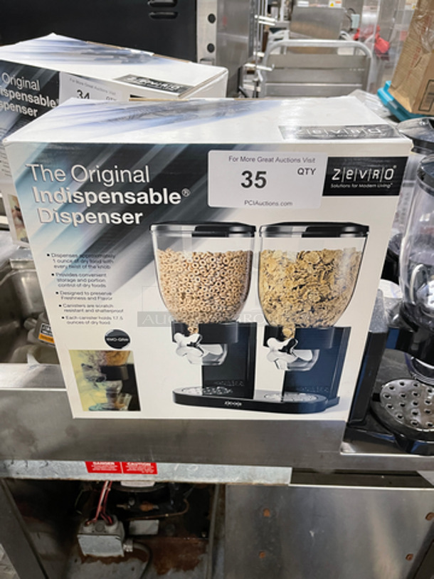 NEW! IN THE BOX! Zevro Countertop Dual Cereal Dispenser!