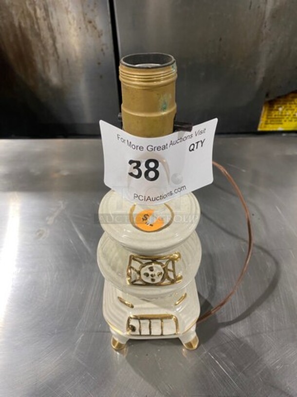 White And Gold Lamp Base! - Image 1 of 5