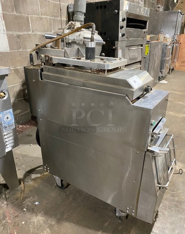 Garland Commercial Electric Powered Dual Side Hamburger Press/Clamshell Broiler! All Stainless Steel! On Casters! Model: CXBE12 SN: 1403100100957 208V 60HZ 3 Phase - Image 2 of 9