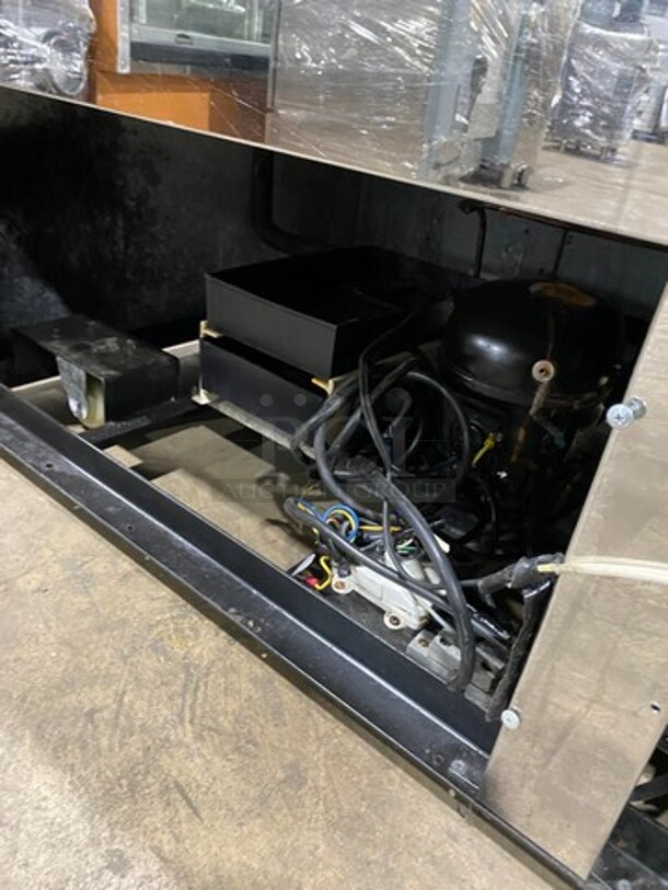 Ludlow Refrigerated Bakery Display Merchandiser! MODEL SG410FC SN:2508155 110V - Image 8 of 8