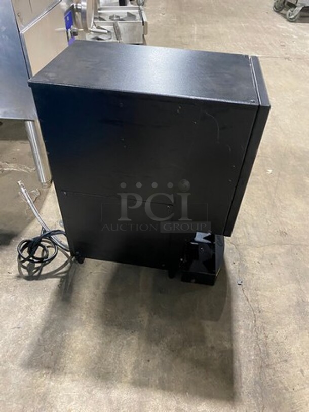 Curtis Commercial Countertop 3 Spout Hot Oatmeal Dispenser! On Legs! Model: CAFEOAT3 SN: 12387803 120V 60HZ 1 Phase - Image 2 of 8