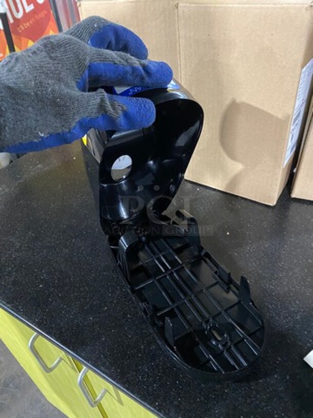 NEW! IN THE BOX! Ecolab Wall Mount Hand Soap Dispenser! 4x Your Bid! - Image 8 of 10