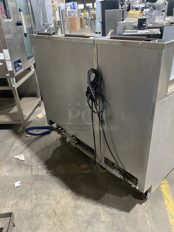 2017 Pitco Frialator SRTG Stainless Steel Commercial Natural Gas Powered 3 Bay Rethermalizer on Commercial Casters! MODEL: SRTG SN: G16AD007609 115V! - Image 4 of 12