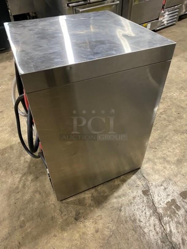 Champion Commercial Undercounter Dishwasher! All Stainless Steel! Model: UH230B SN: W2111103977 120/208/230V 60HZ 3 Phase - Image 4 of 9