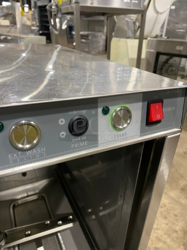 Champion Commercial Undercounter Dishwasher! All Stainless Steel! Model: UH230B SN: W2111103977 120/208/230V 60HZ 3 Phase - Image 6 of 9