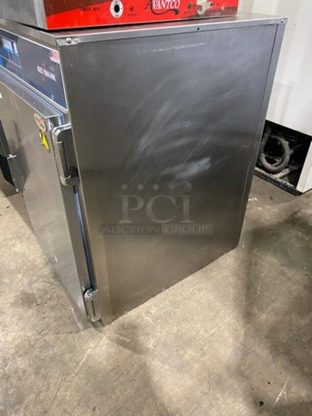 ALTO SHAM Stainless Steel Half Size Halo Hear Cook And Hold Oven!
MODEL 1000-TH-III Serial 2041195-000 208/240 V/ 1PH - Image 3 of 8