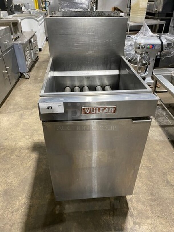 Vulcan Commercial Heavy Duty 75Lbs Natural Gas Powered Deep Fat Fryer! All Stainless Steel! On Legs! Model: LG5001 SN: DV4022712HB!