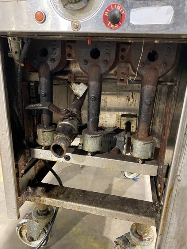 Keating Stainless Steel Commercial Natural Gas Powered Floor Style Instant Recovery Fryer w/ 2 Metal Fry Baskets! MODEL BBHIFM14 SN:R76601B 115V 1PH - Image 7 of 11