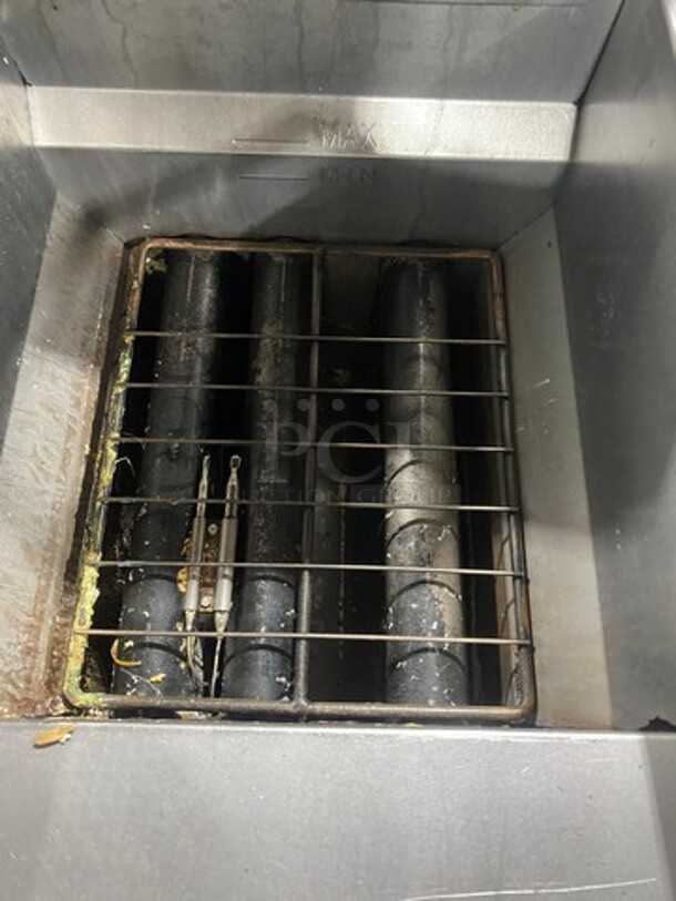 Entree Commercial Natural Gas Powered Deep Fat Fryer! With Backsplash! With 2 Metal Frying Baskets! All Stainless Steel! On Legs! Model: F3N SN: 13070483V - Image 12 of 12