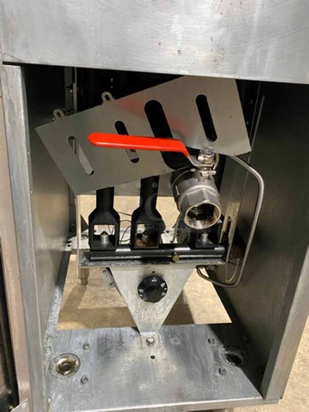 Vulcan Commercial Natural Gas Powered Deep Fat Fryer! With Frying Baskets! All Stainless Steel! On Legs! Model: 1VEG35M1 SN: DV1133288 - Image 6 of 8