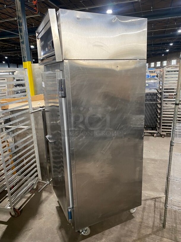 Victory Commercial Single Door Reach In Freezer! All Stainless Steel! On Legs! Model: FS1DS7EW SN: D0746821 115V 60HZ 1 Phase - Image 3 of 9