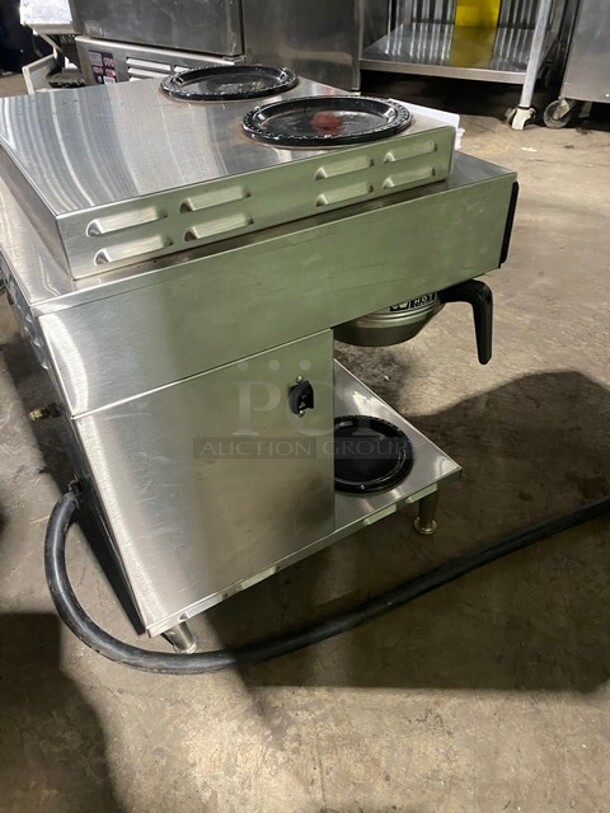 Bunn Commercial Countertop Dual Coffee Brewing Machine! With 4 Coffee Pot Warming Stations! All Stainless Steel! On Small Legs! Model: AXIOM2/2TWIN SN: AXTN017098 120/208/240V 1PH - Image 4 of 9