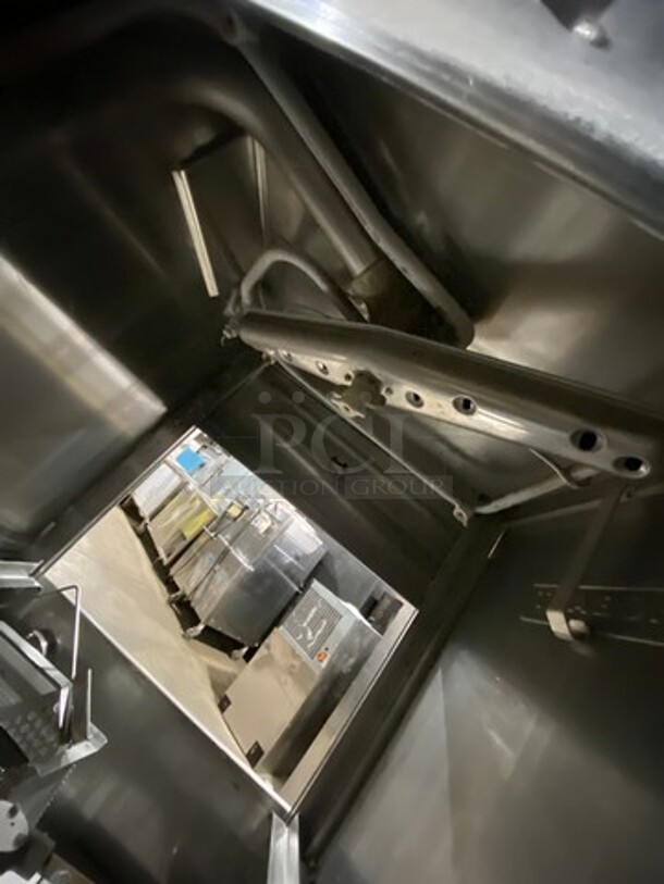 WOW! Hobart Commercial Pass-Through Dishwasher! All Stainless Steel! On Legs! Model: AM12 SN: 12045138 200/240V 60HZ 1 Phase - Image 6 of 10