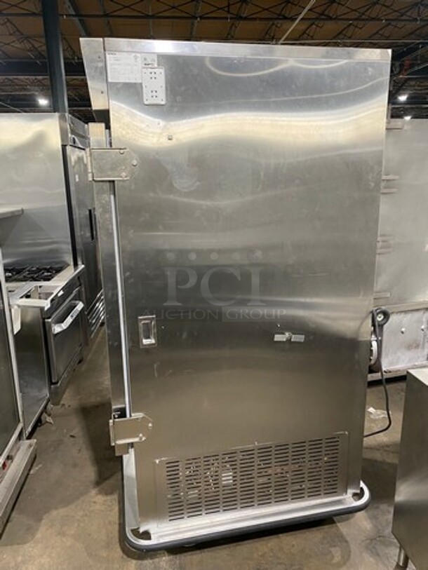 Dinex Commercial Single Door Cooler! All Stainless Steel! On Casters! Model: IRAC12DS SN: 183845N 120V - Image 3 of 11