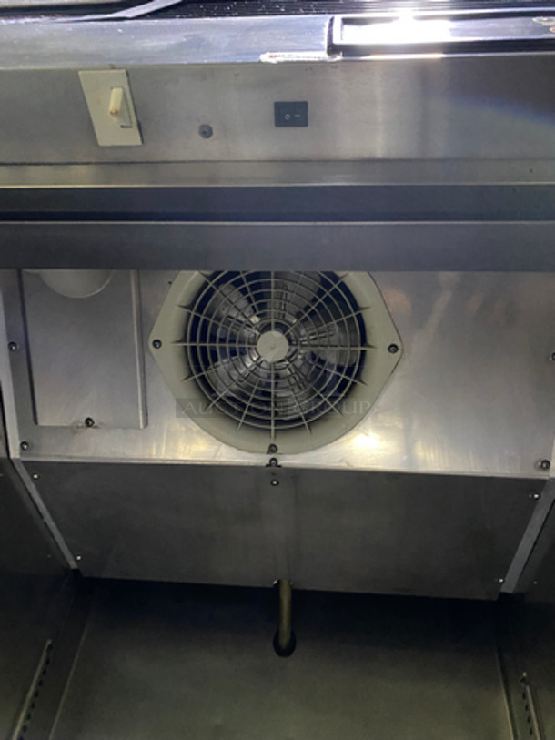 Turbo Air Commercial Single Door Reach In Refrigerator! All Stainless Steel! On Casters! Model: TSR23SD 115V 60HZ 1 Phase - Image 6 of 10