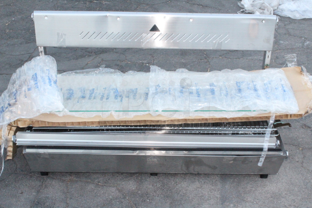 BRAND NEW SCRATCH & DENT! ServIt HDM-48 48" Self / Full Service 3 Shelf Countertop Heated Display Case with Sliding Doors - 120V, 1800W. Glass is Broken. S/N:1408409300065 - Image 7 of 7