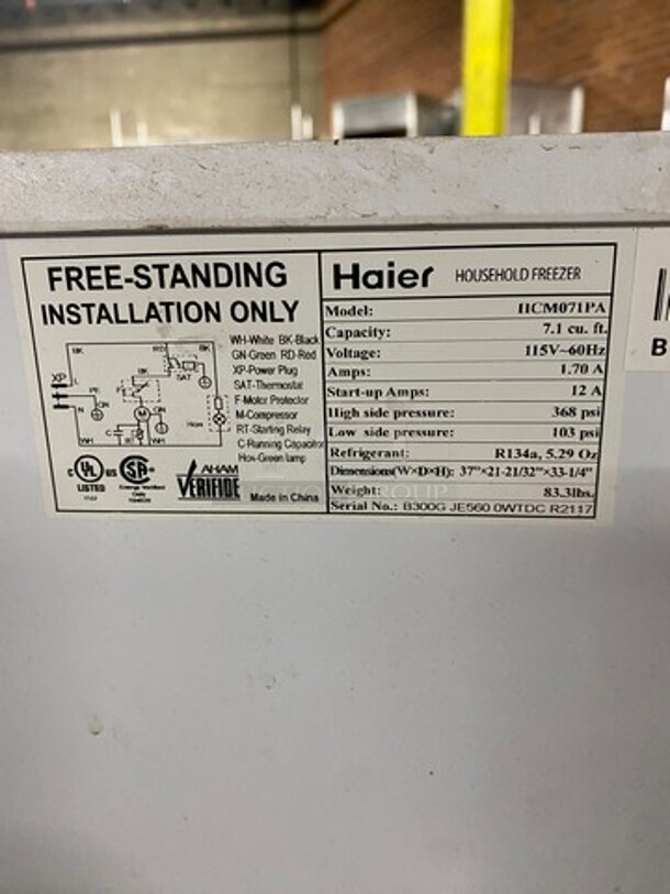 Haier White Commercial Chest Freezer/ Cooler! Model: IICM071PA SN: B300GJE5600WTDCR2117 115V 60HZ - Image 7 of 8