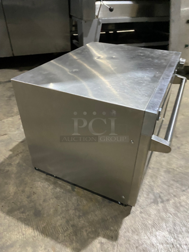 2015 Menumaster Commercial Countertop Microwave Oven! All Stainless Steel! Model: MSO22 SN: 1507102924 208/240V 60HZ - Image 2 of 10