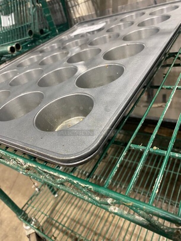 Metal Cupcake/Muffin Baking Pan! 2x Your Bid! - Image 2 of 5
