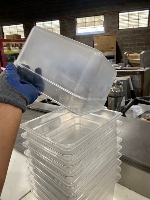 8 Quart! Food Storage Prep Container!` - Image 7 of 9