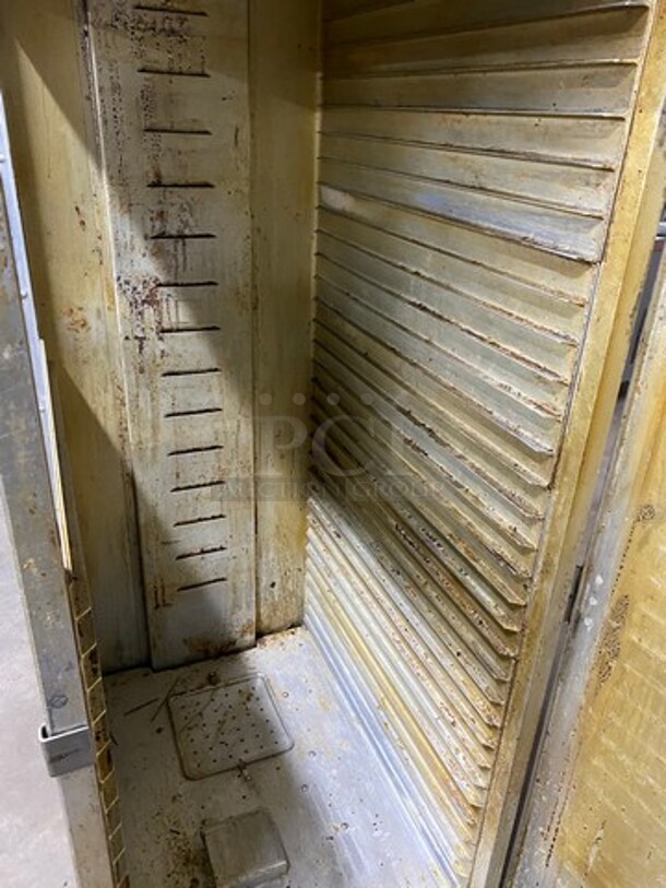 Wear Ever Commercial Warmer/ Proofer Cabinet! Holds Full Size Trays! All Stainless Steel! Model: 5950 - Image 9 of 11