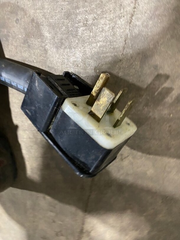 BEAUTIFUL! Accutemp Commercial Electric Powered Countertop Steamer! All Stainless Steel! Model E62083E15000250 Serial 50531! 208V 3Phase! WORKING WHEN REMOVED! - Image 8 of 8