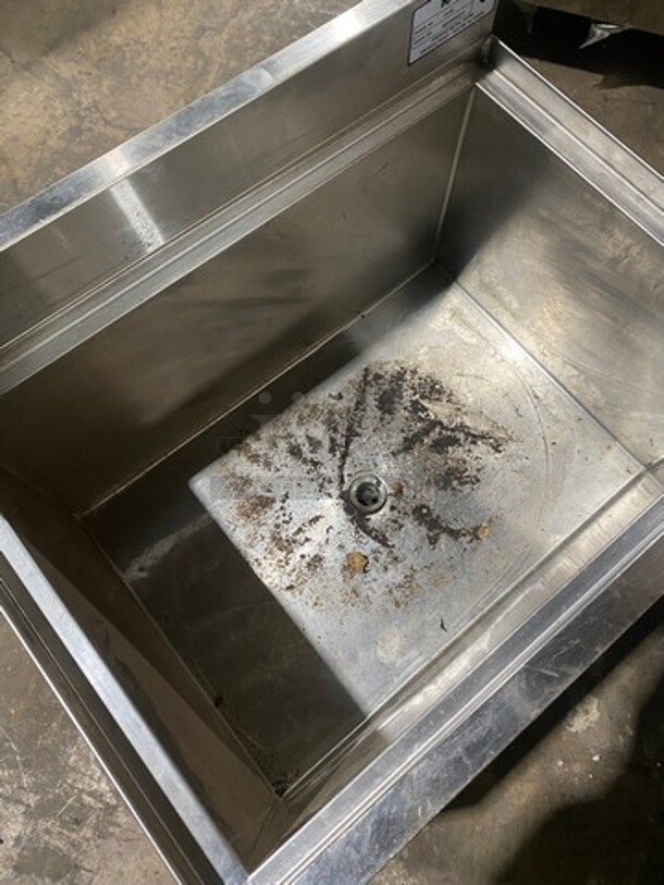 Krowne All Stainless Steel Ice Bin! On Legs! MODEL 1824 SN:08030006015 - Image 5 of 7