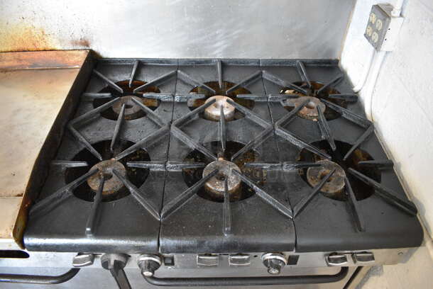 Southbend Select Stainless Steel Commercial Natural Gas Powered 6 Burner Range w/ Flat Top Griddle, 2 Ovens, Over Shelf and Back Splash. 61x35x60 - Image 3 of 10